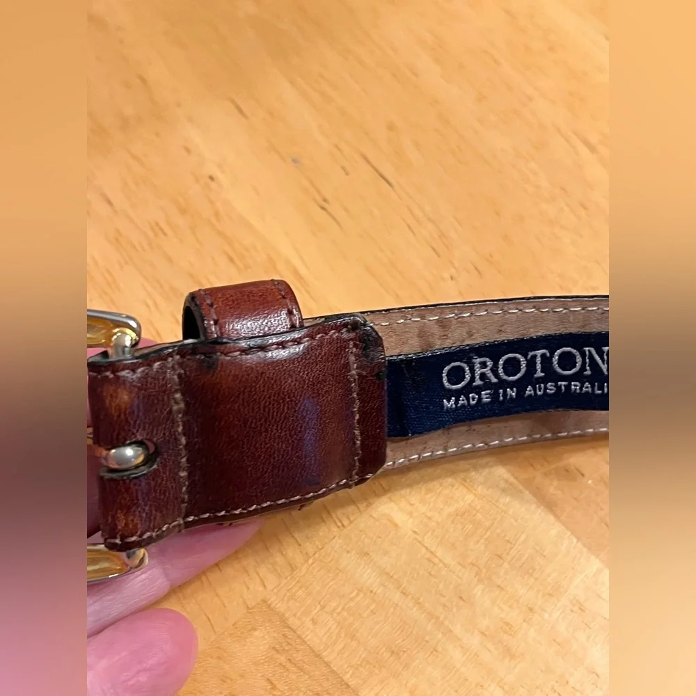 Oroton Brown Leather Belt Australian made size M brass buckle vintage statement